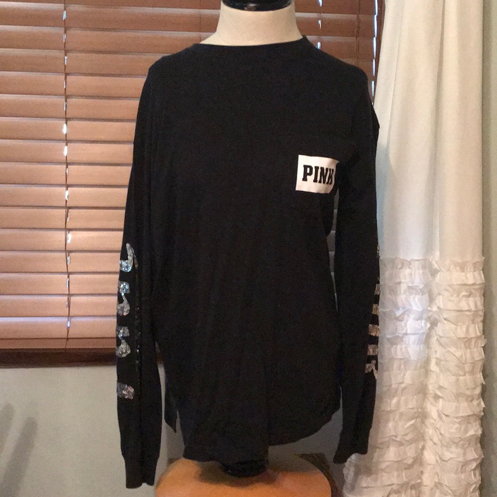 Black Victoria’s Secret t-shirt